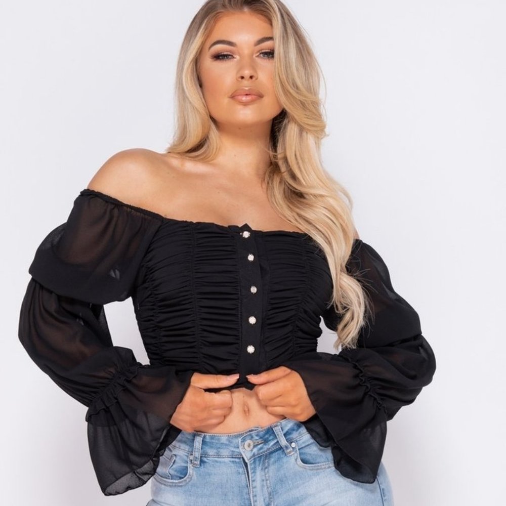 Black Long Sleeve Off Shoulder Ruched Crop Top - Picture 7 of 9